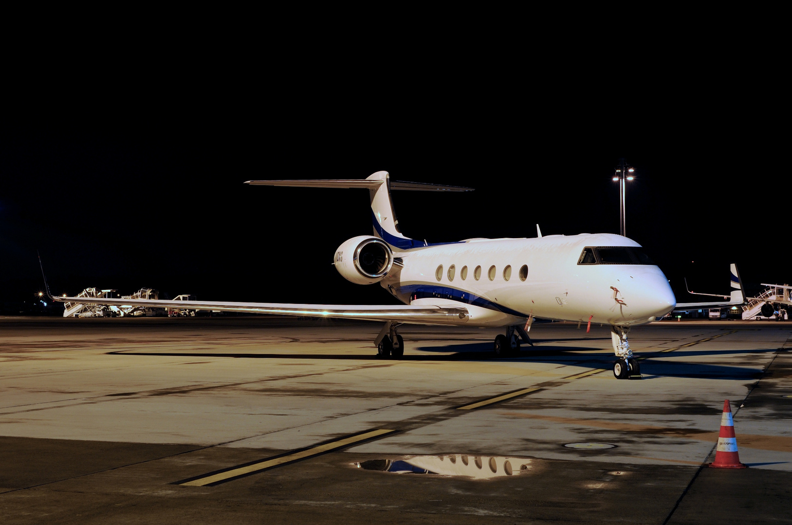 Gulfstream Aerospace G550