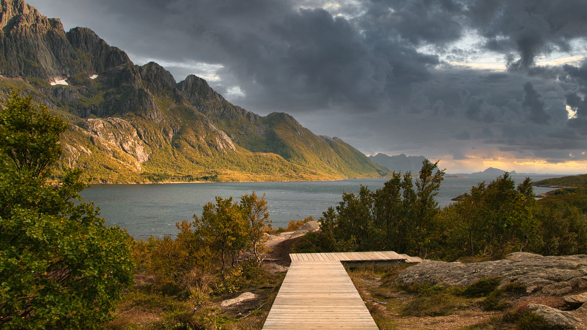 Gullesfjord - Insel Hinnøya, Lofoten / Norwegen