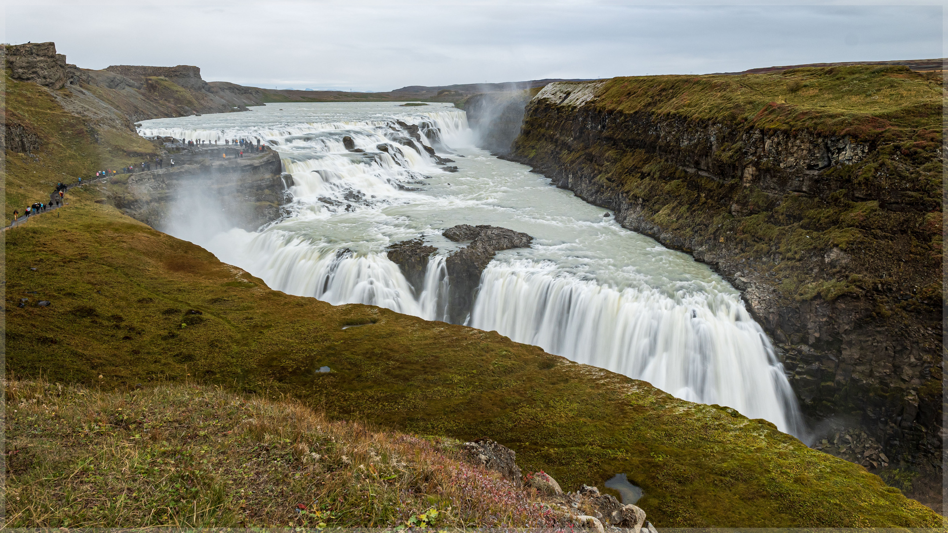 * Gullfoss *