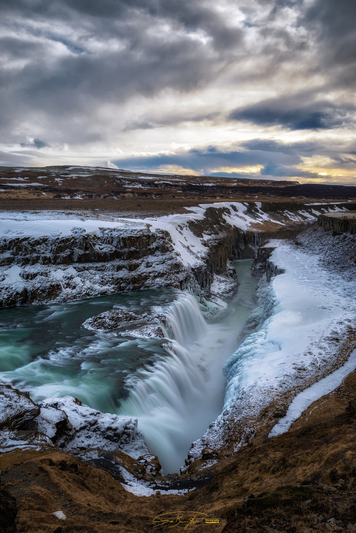 - gullfoss evening -