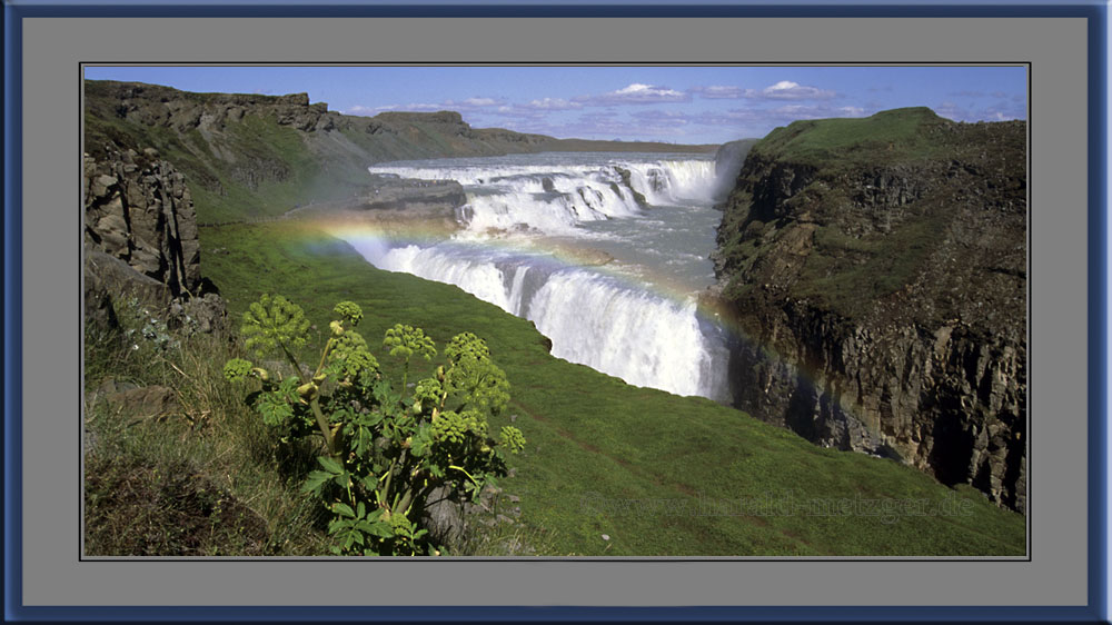 Gullfoss mit Regenbogen