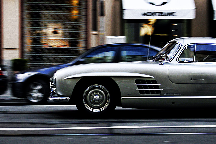 gullwing