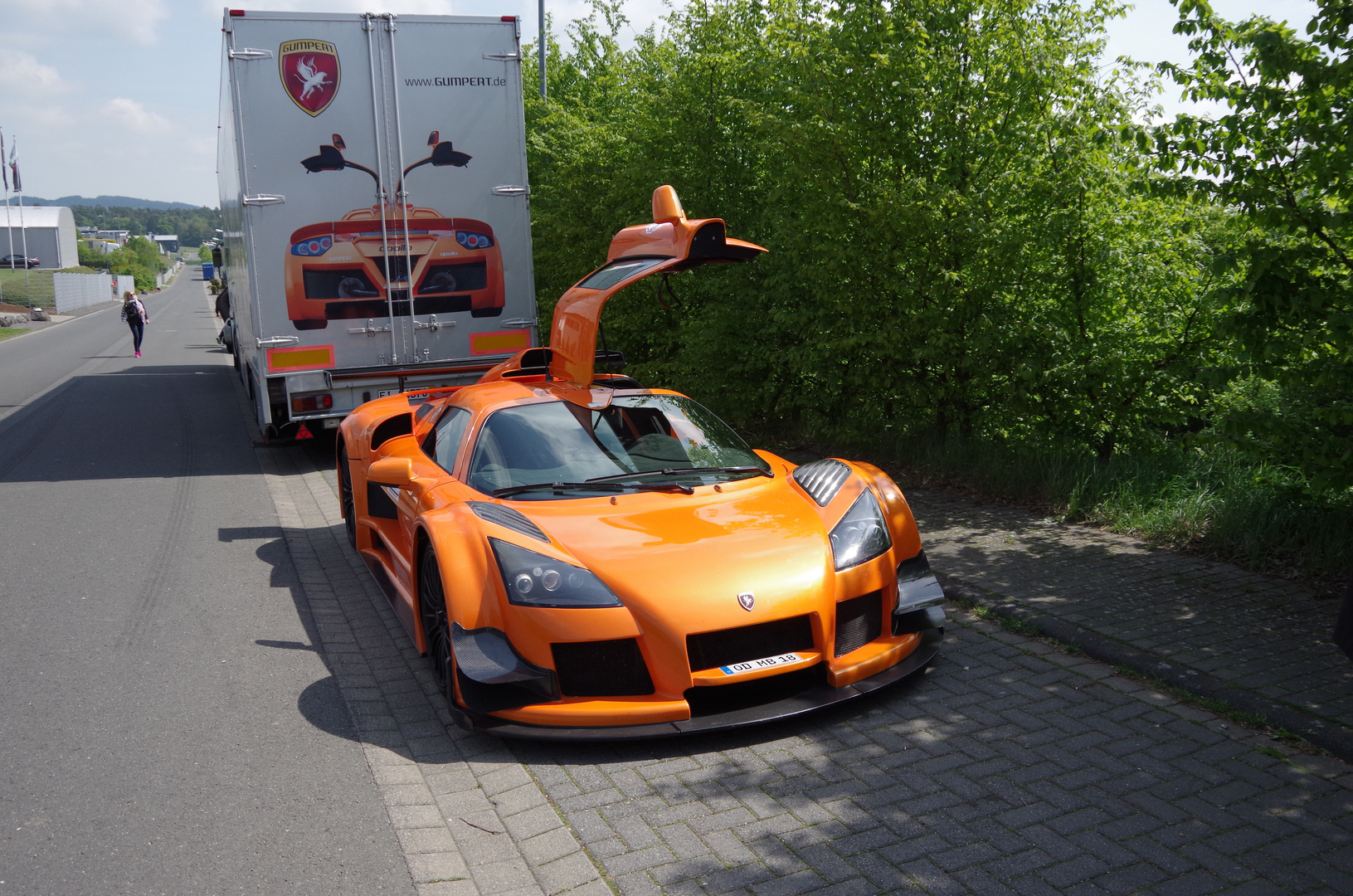 Gumpert Apollo 2.