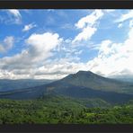 Gunung Batur mit Lavafeldern