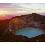 Gunung Kelimutu