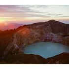 Gunung Kelimutu