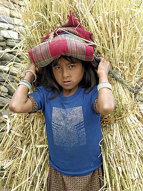 Gurung Mädchen in Ghandrung - Nepal