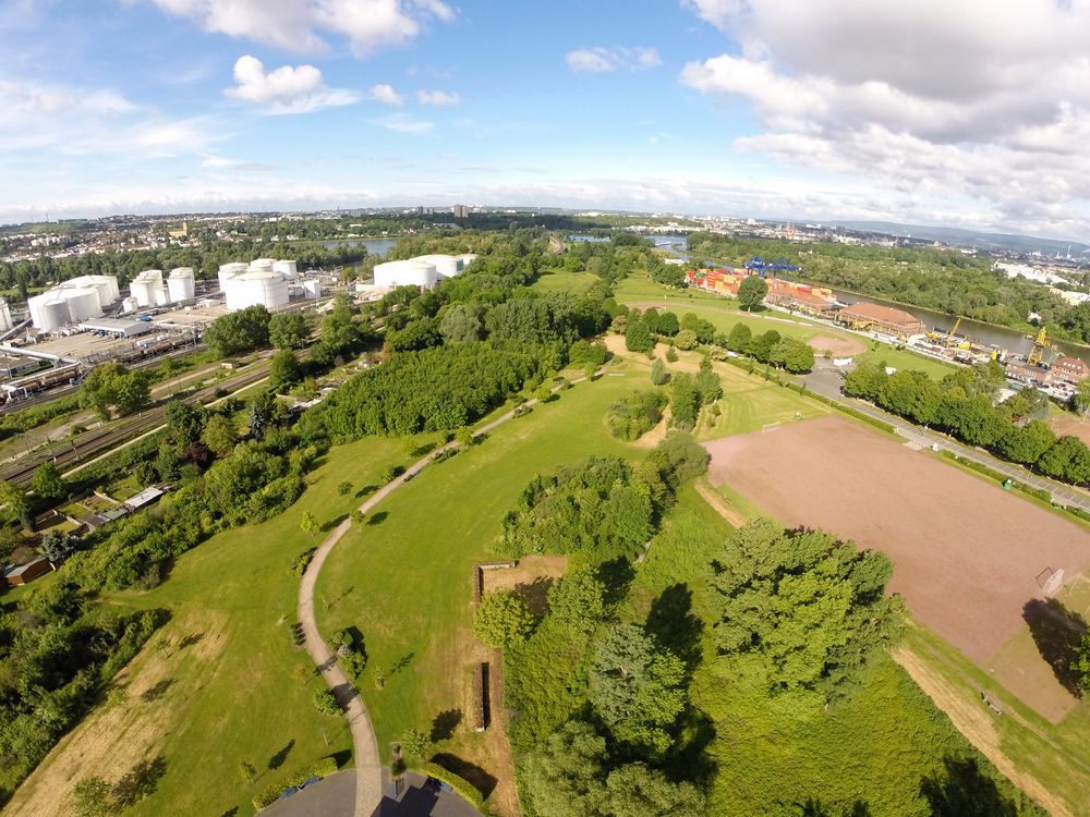 Gustavsburg der Burggraben und die Mainspitze