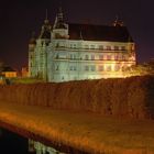 Gustrower Schloss bei Nacht