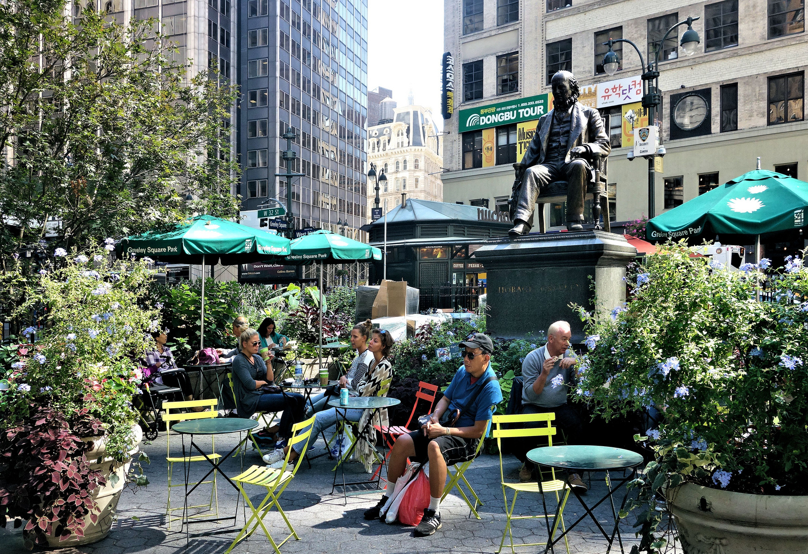 gut bewachte ruhezone am heraldsquare