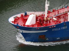 .... gut in Farbe, der Tanker STELLA VIRGO ....