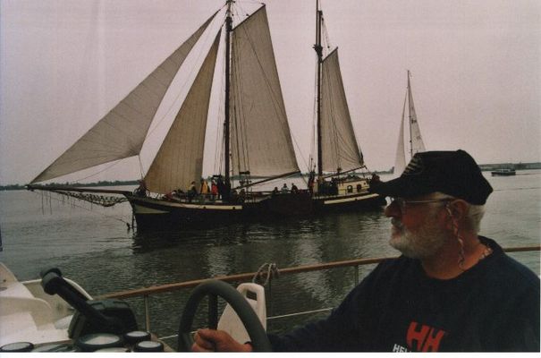 Gute Begleitung auf dem Ijsselmeer
