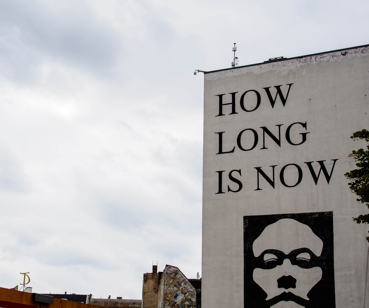 Gute Frage Foto & Bild himmel, berlin, mauer Bilder auf