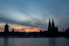 Guten Abend, Köln