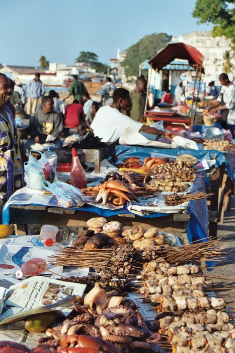 Guten Appetit / Ufer Promenade in Stonetown