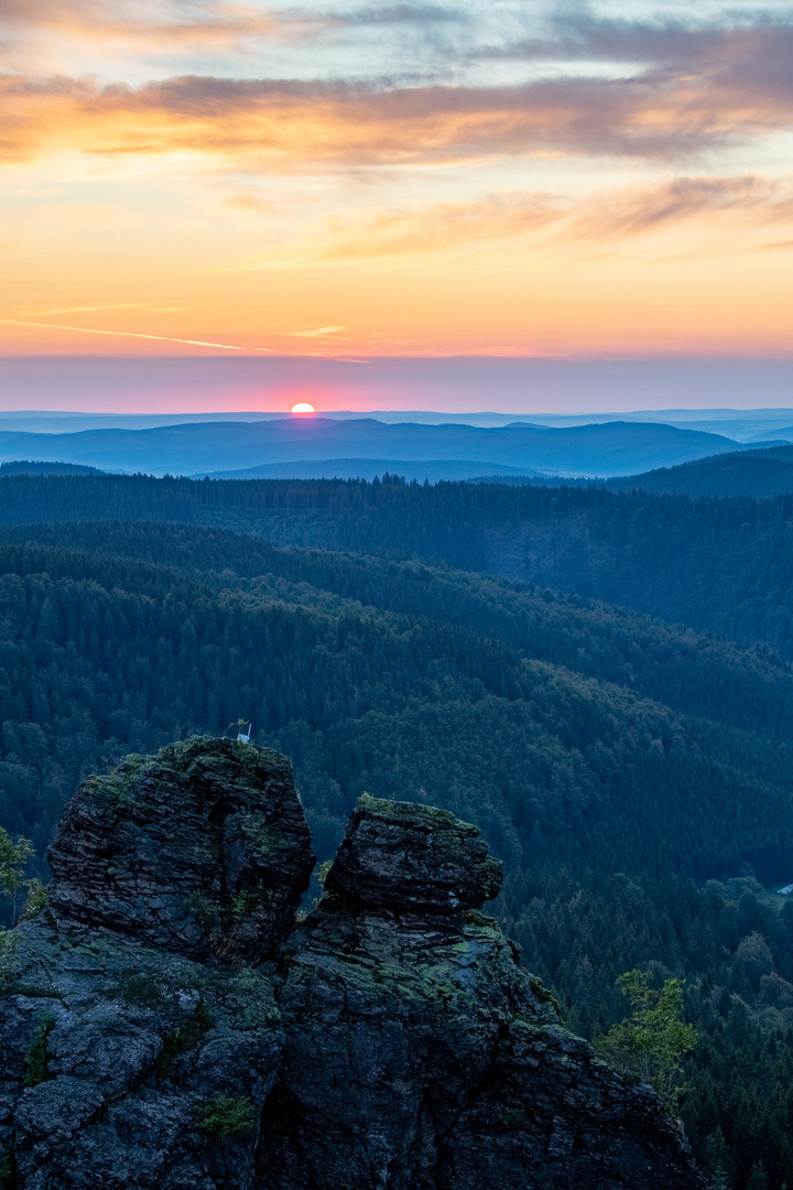 Guten Morgen am Felsenschlagturm, Thüringer Wald