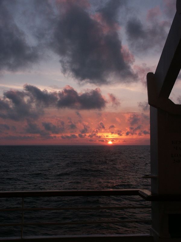 Guten Morgen Ostsee by Jochen Schreiber