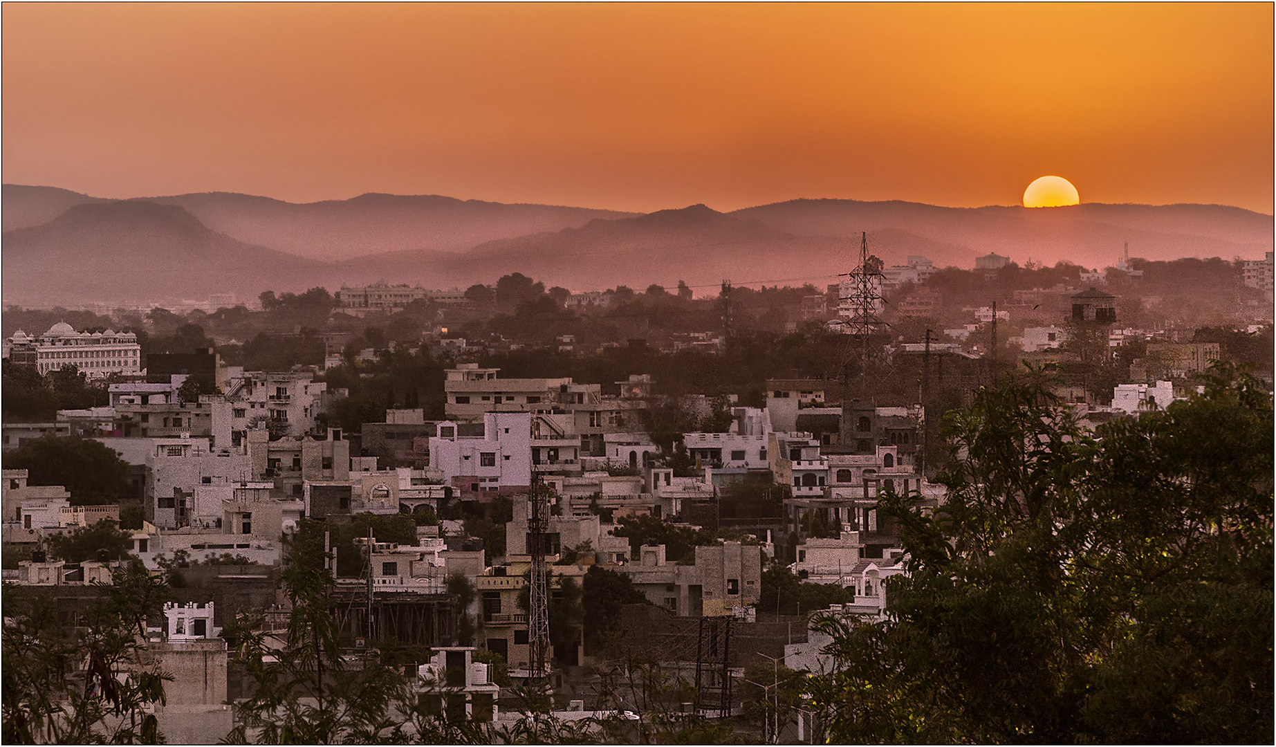 ...Guten Morgen Udaipur ...