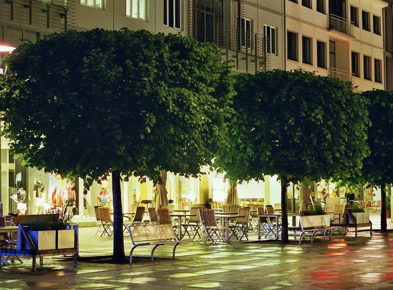 Gutenbergplatz bei Nacht