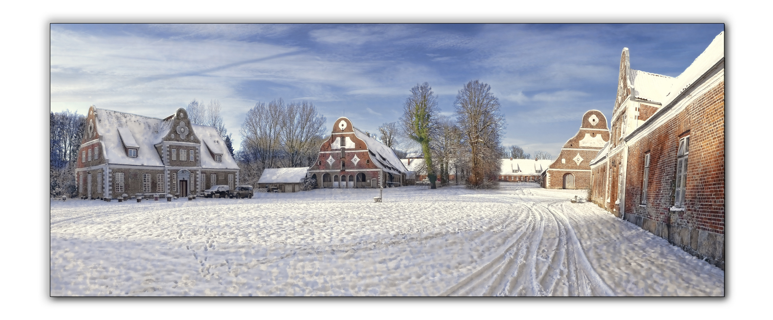 Gutshof im Schnee