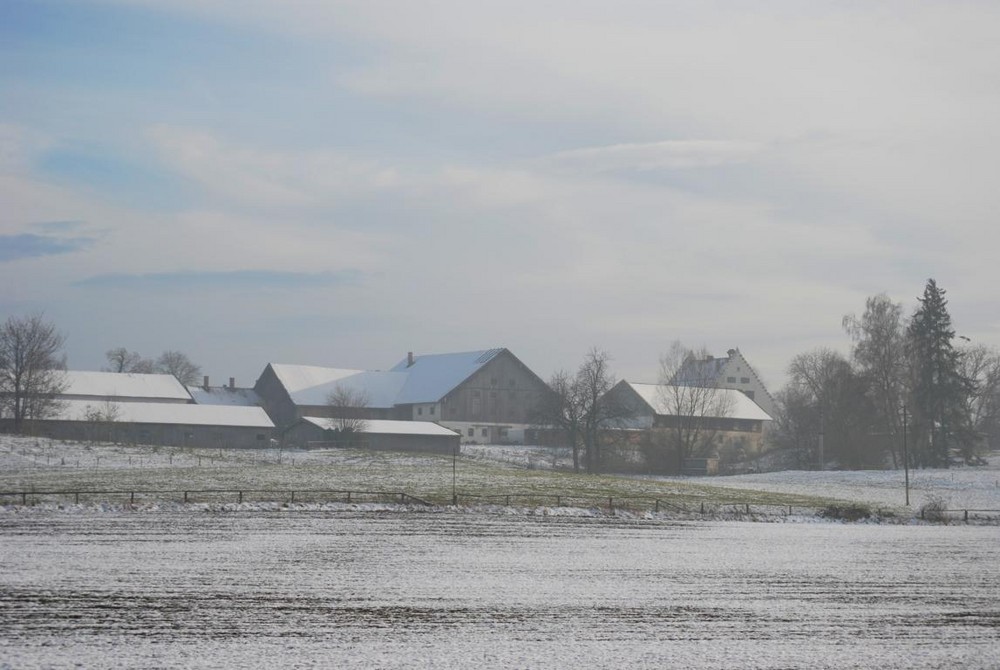 Gutshof in der Wintersonne