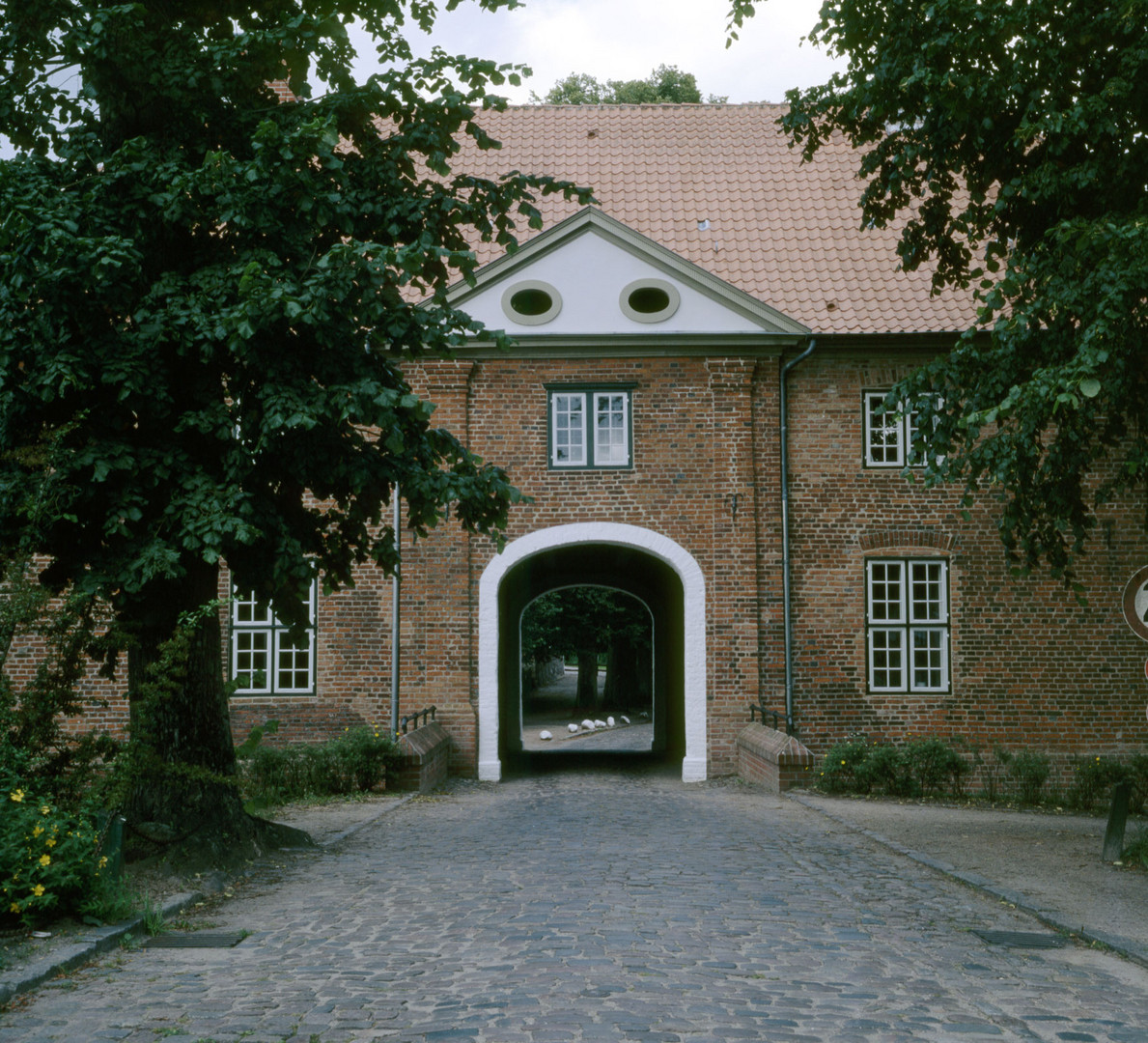 Gutshof-Wahlsdorf Tor