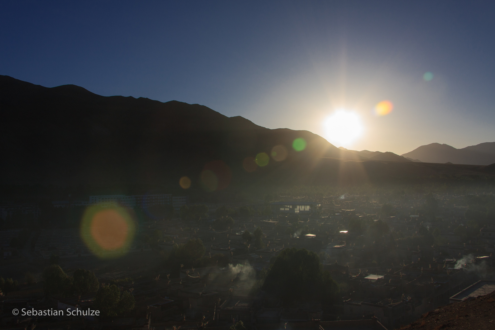 Gyantse bei Sonnenaufgang