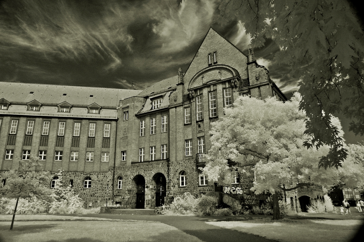 Gymnasium im holländischen Viertel Weißensee