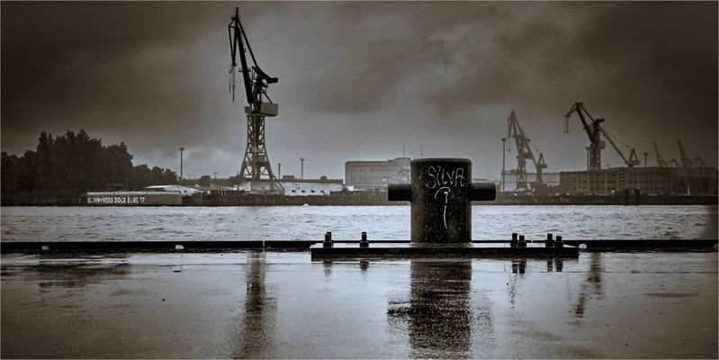 H A F E N T R I S T E S S E