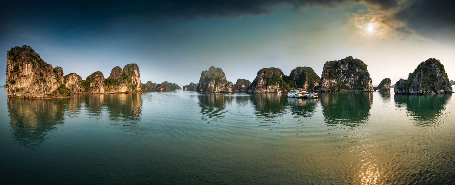 [ ha long ]