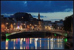 Ha' Penny Bridge