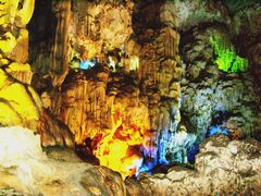 Ha Sung Sot Cave