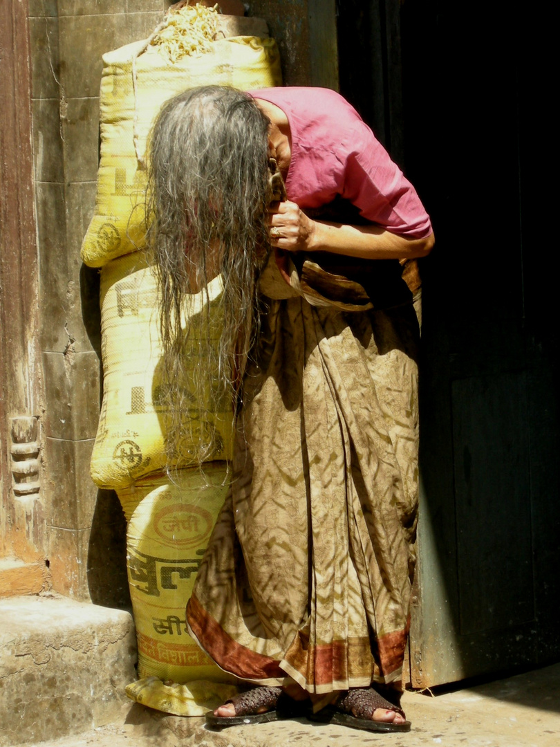 Haare trocknen in Kathmandu