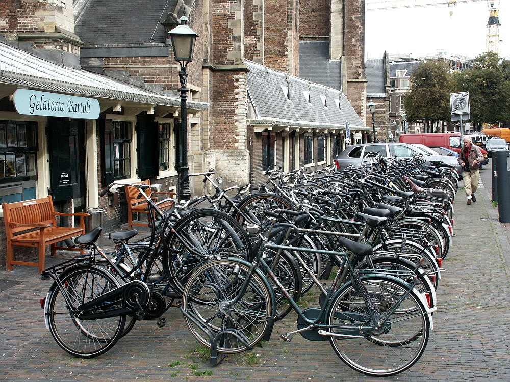 Haarlem: Fietsenstalling