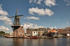 Haarlem - Spaarne River - Windmill "de Adriaan" - 01