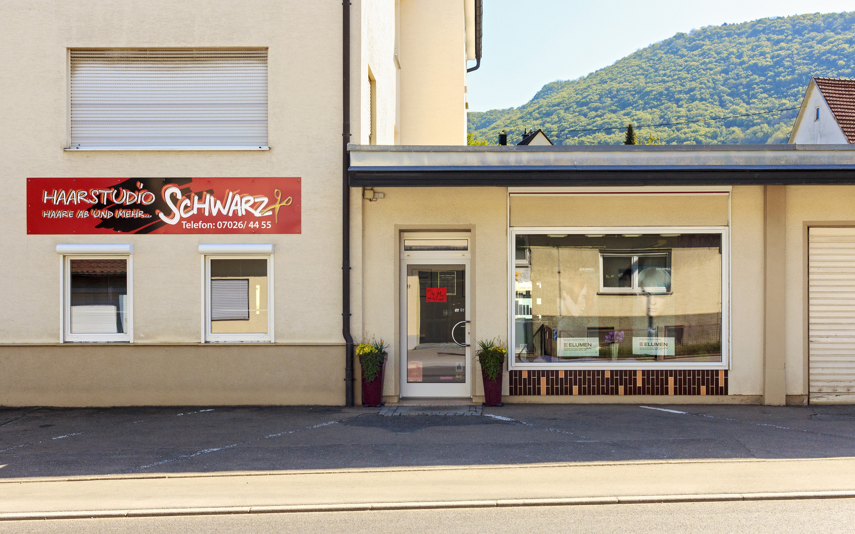 HAARSTUDIO SCHWARZ – Haare ab und mehr... in Lenningen