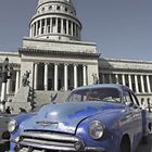 Habana - Capitol and typical car