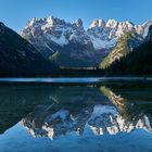 Habe den Dürrensee noch nie so klar gesehen, der  3221 m hohe Monte Cristallo im...