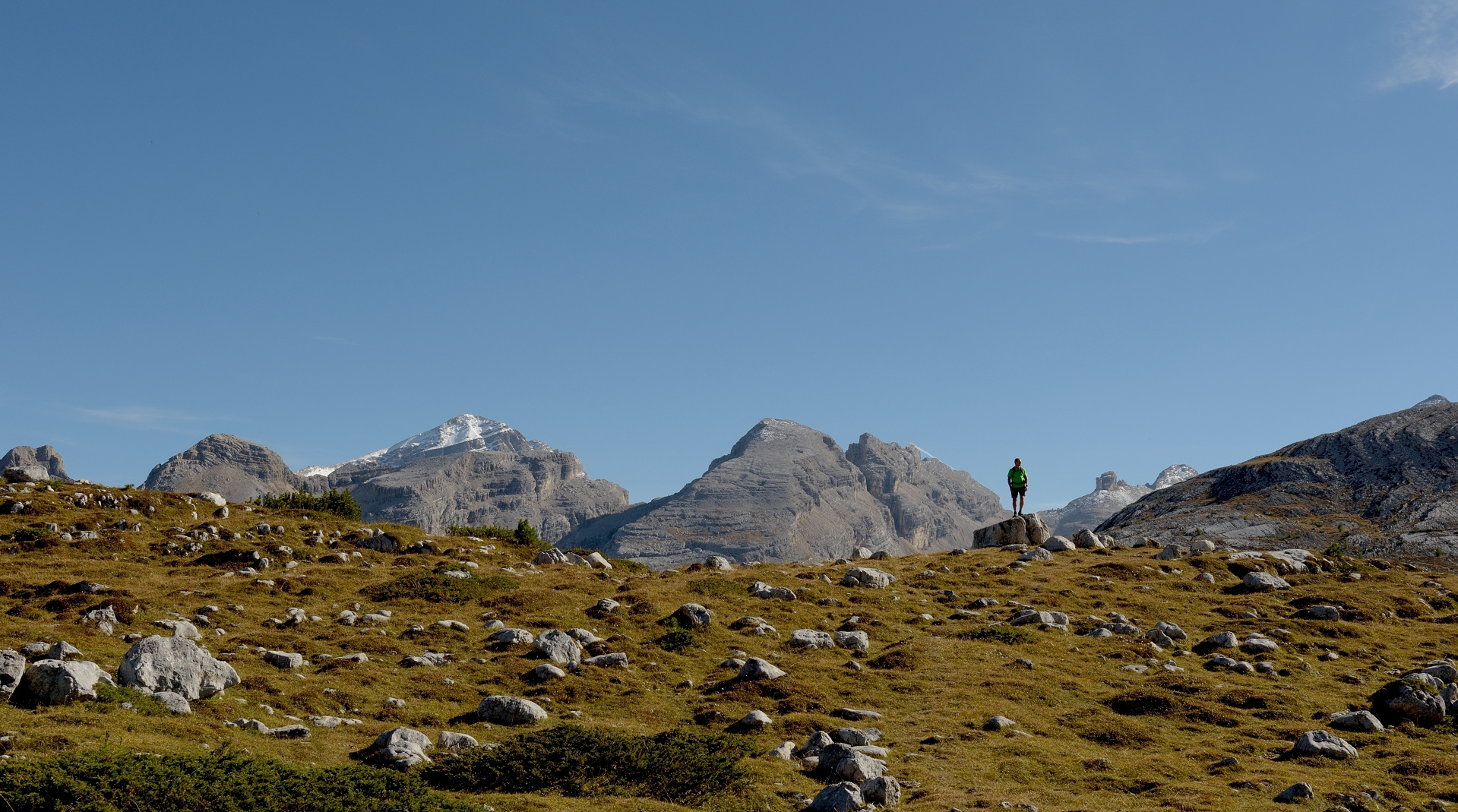 Haben die doch tatsächlich eine Wanderstatue-Wanderstandbild auf die Großes Fanes gestellt.