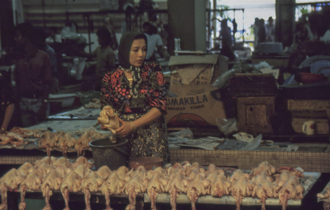 Hähnchenstand In der Zentralen Markthalle von Kota Bharu 
