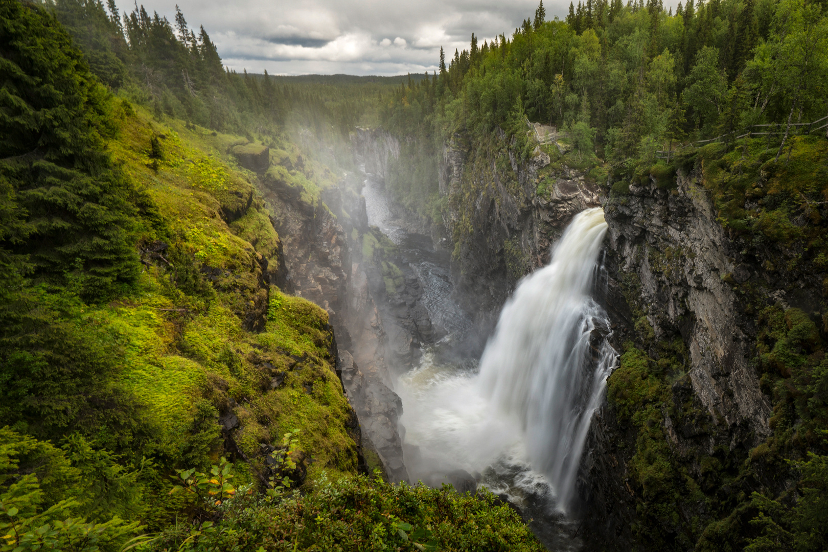 Hällingsåfallet (2)