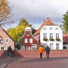 Händchenhalten in Greetsiel