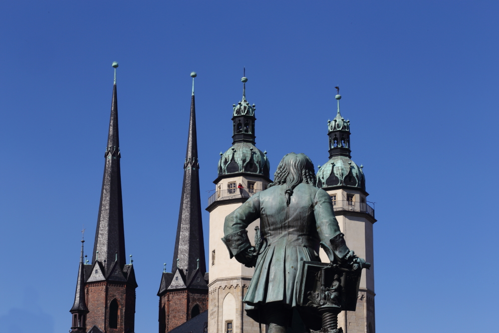 Händel in Halle von hinten.