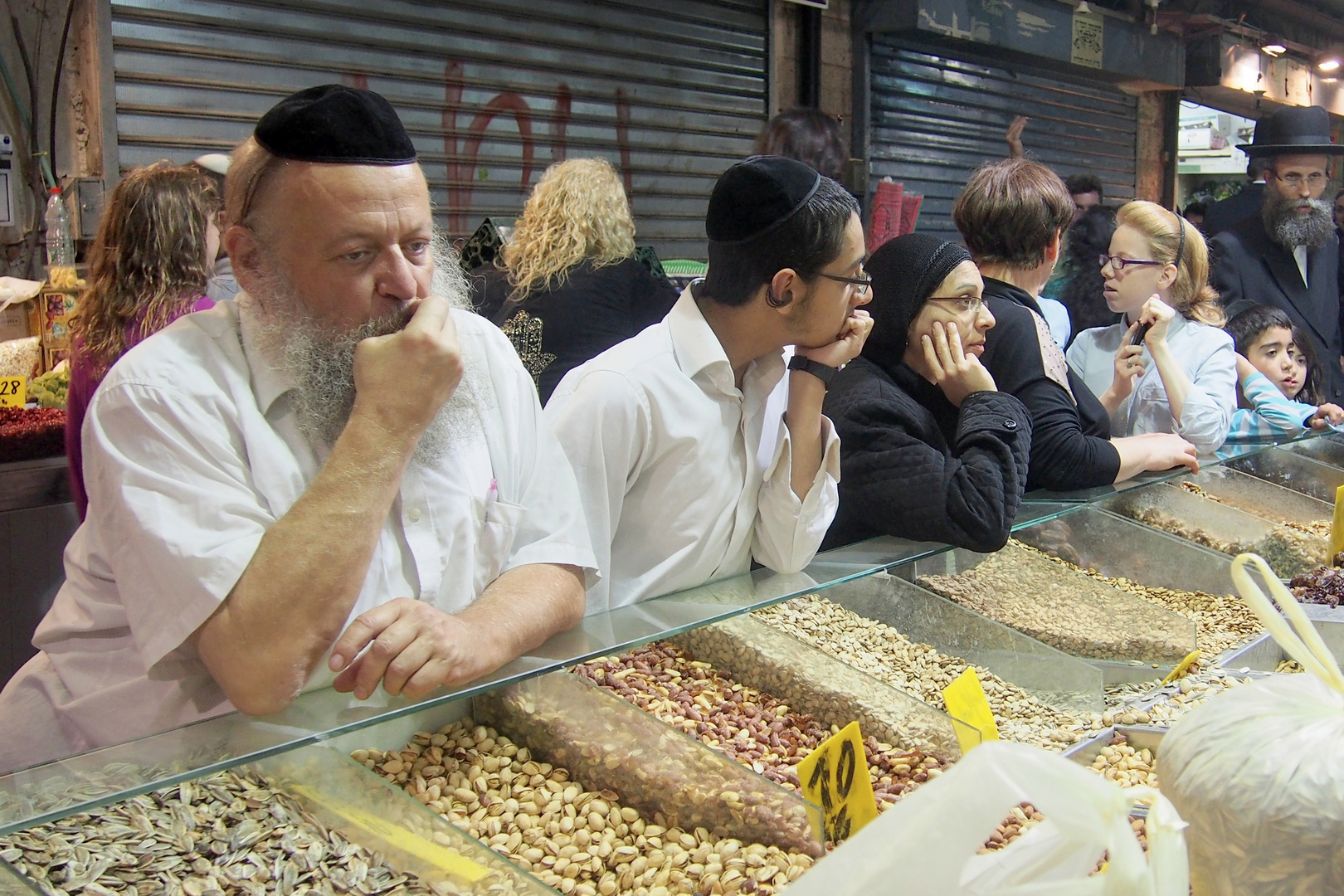 Händler auf dem Markt in Jerusalem