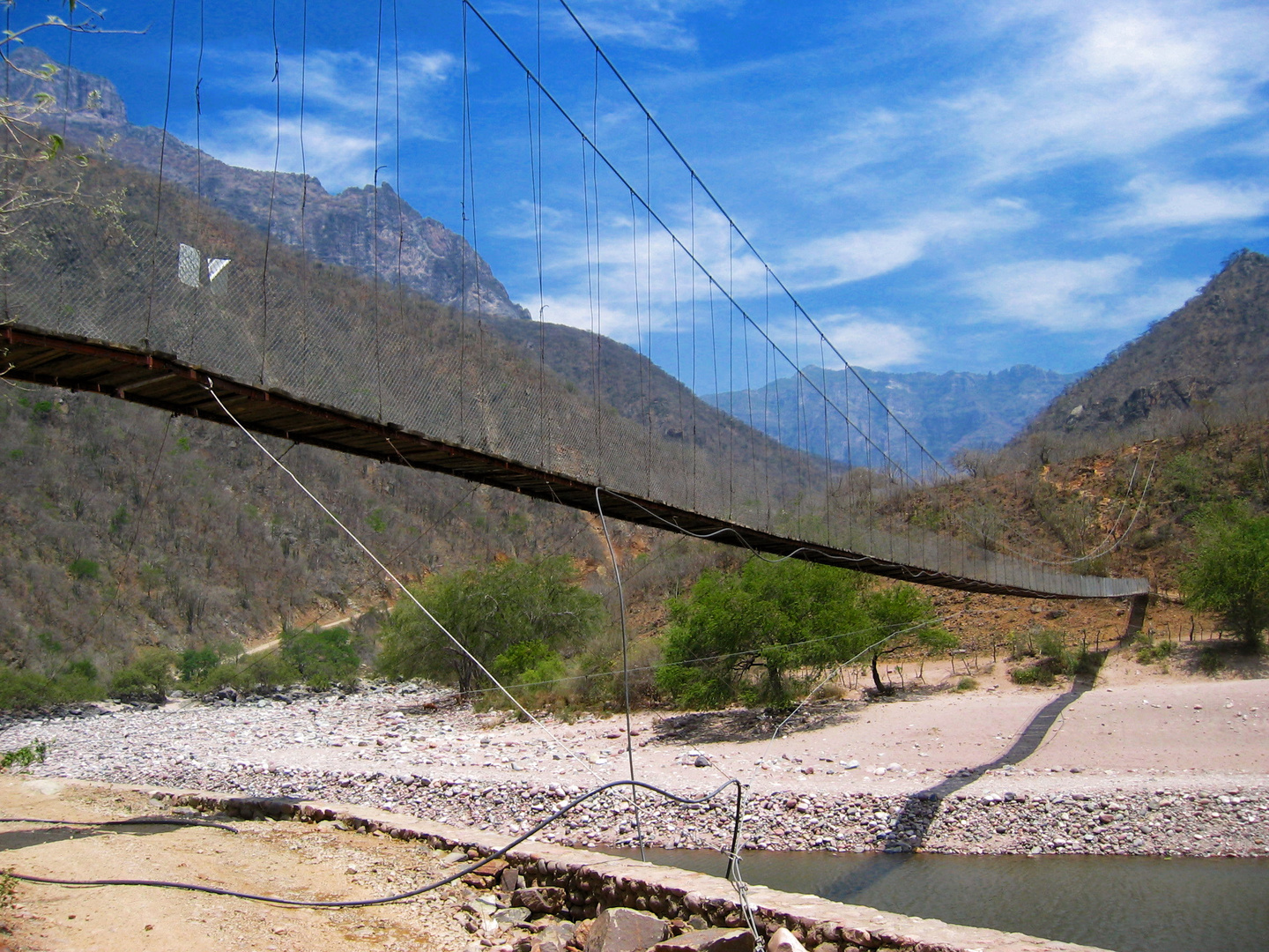 Hängebrücke bei Urique, Chihuahua