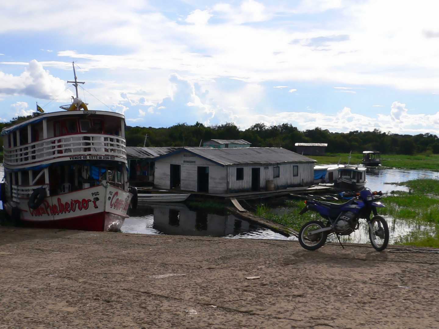 Hängematten - Boot am Amazonas