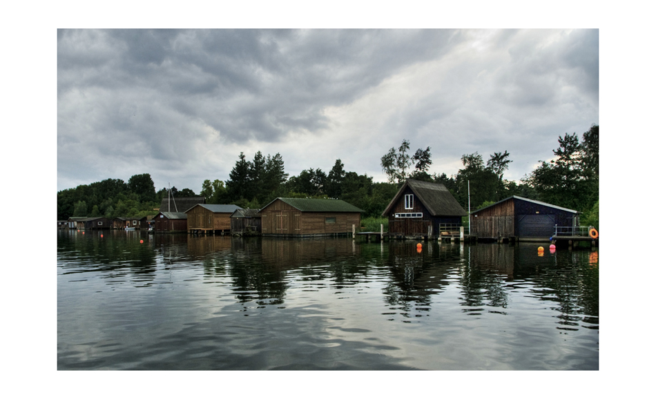 Häuschen am Wasser