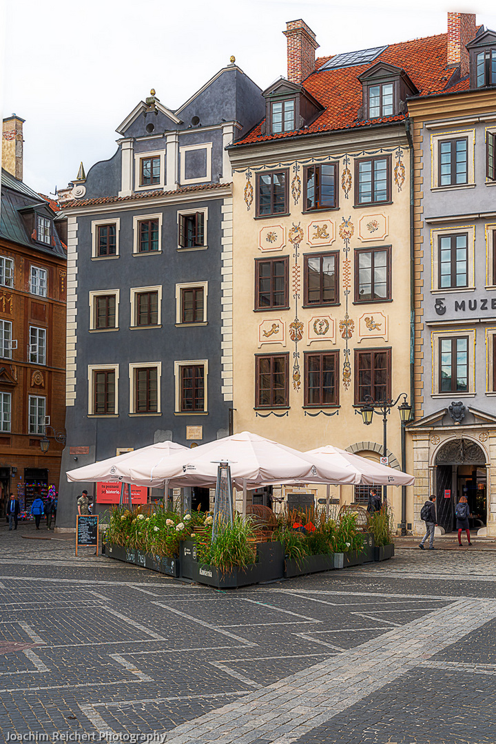 Häuser auf dem Marktplatz in der Altstadt von Warschau