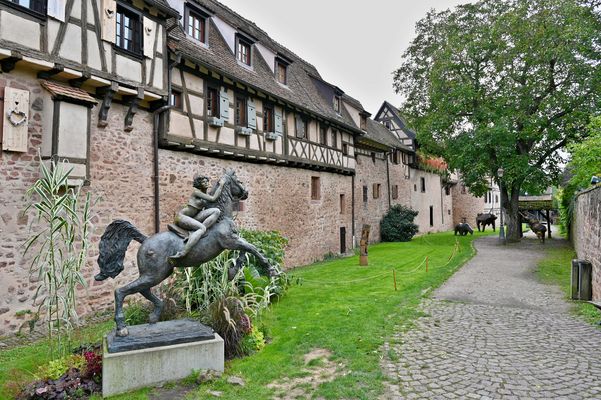 Häuser auf der "Stadtmauer"