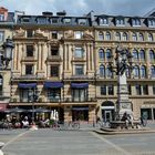 Häuserfassade am Opernplatz in Frankfurt